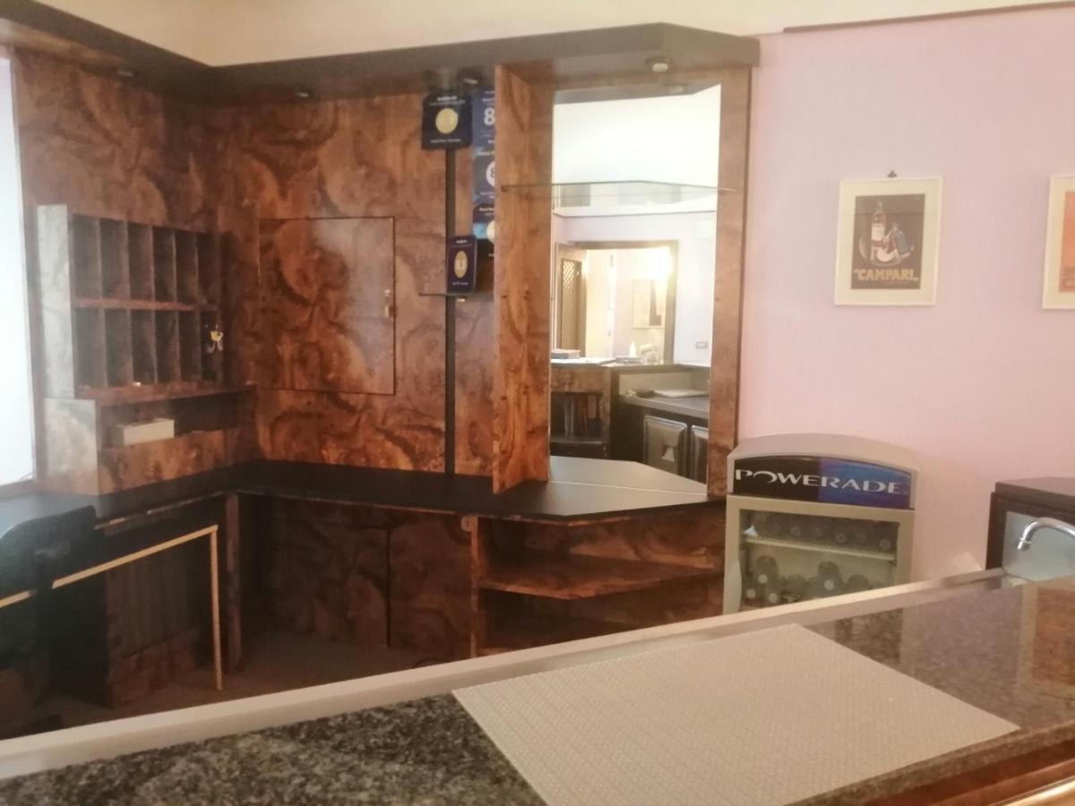 Hotel Pino Torinese Exterior foto